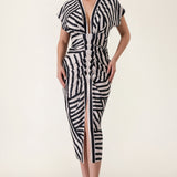 Deep V-neck pleats midi dress